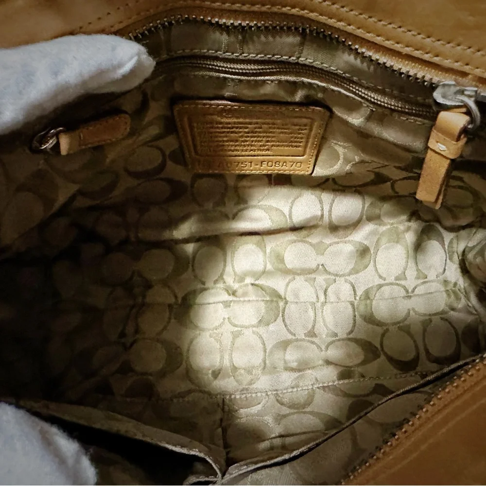 Vintage Coach tote bag shoulder bag Tan Leather 2007 - Picture 9 of 17